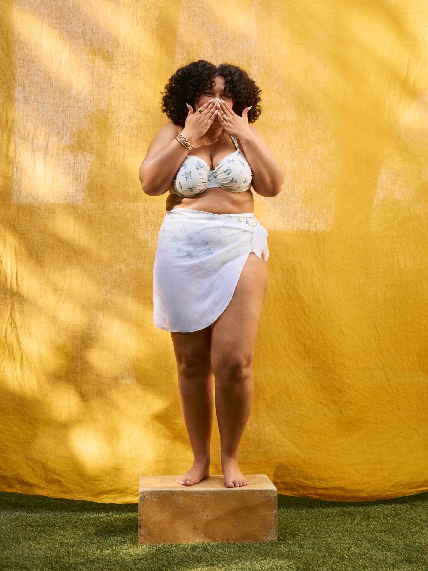 2001 CB WW 08A SUMMER 25 WW_SUMMER25_JASMINE_PORTRAIT_1616 (1)